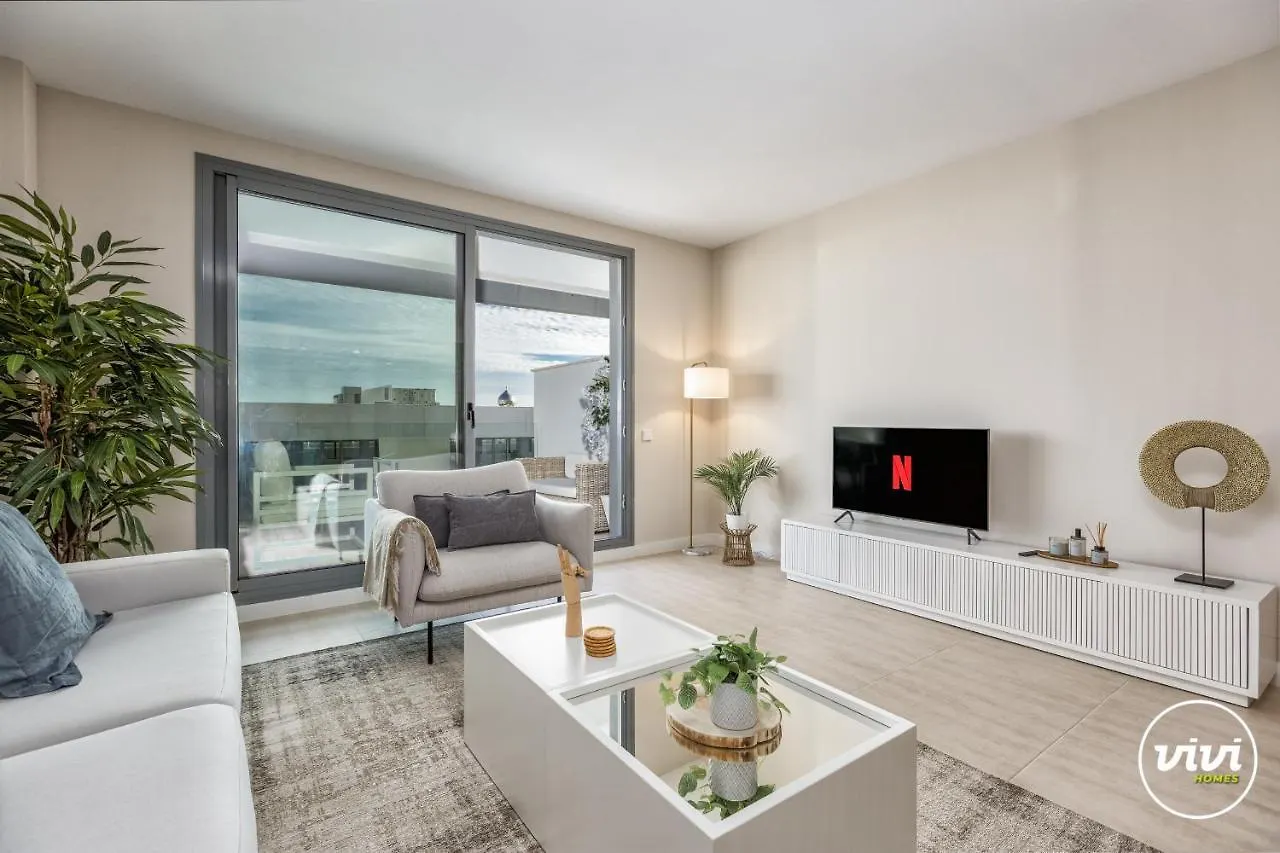 Vivi Homes - Sol Garden Pool, Terrace & Golf Estepona Apartament